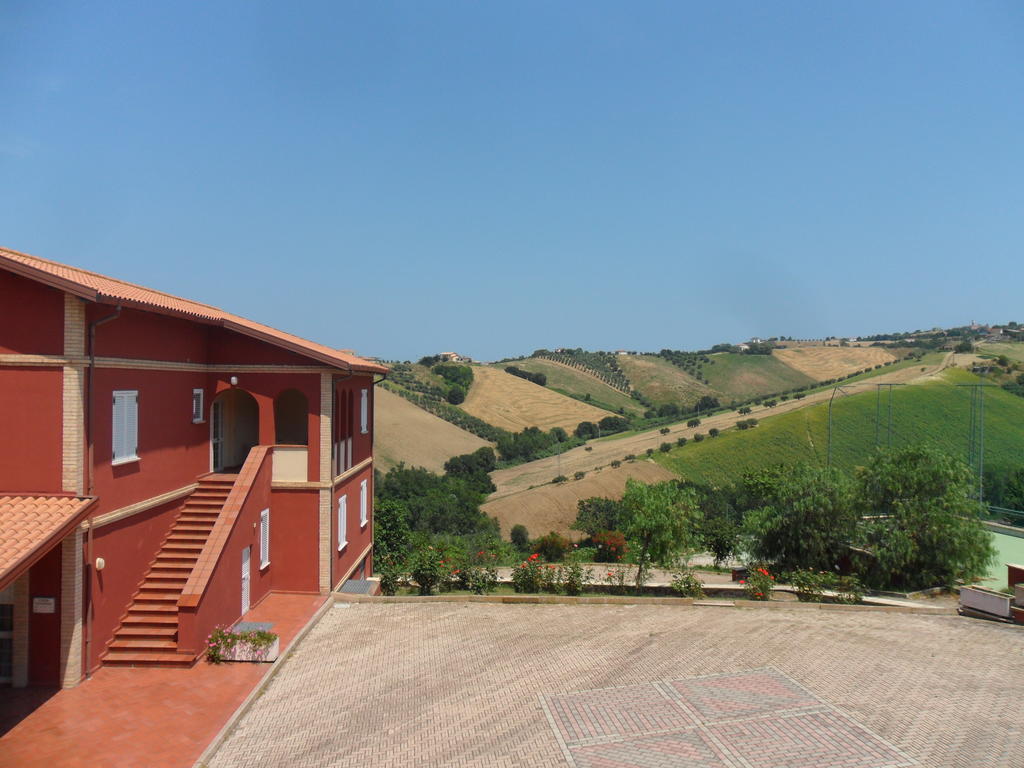 Отель Fattoria Cerreto Мошано-Сант'Анджело Экстерьер фото