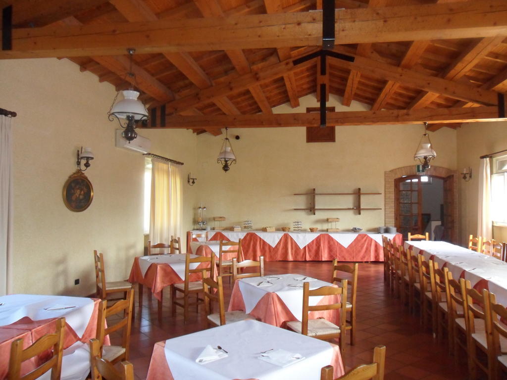 Отель Fattoria Cerreto Мошано-Сант'Анджело Экстерьер фото
